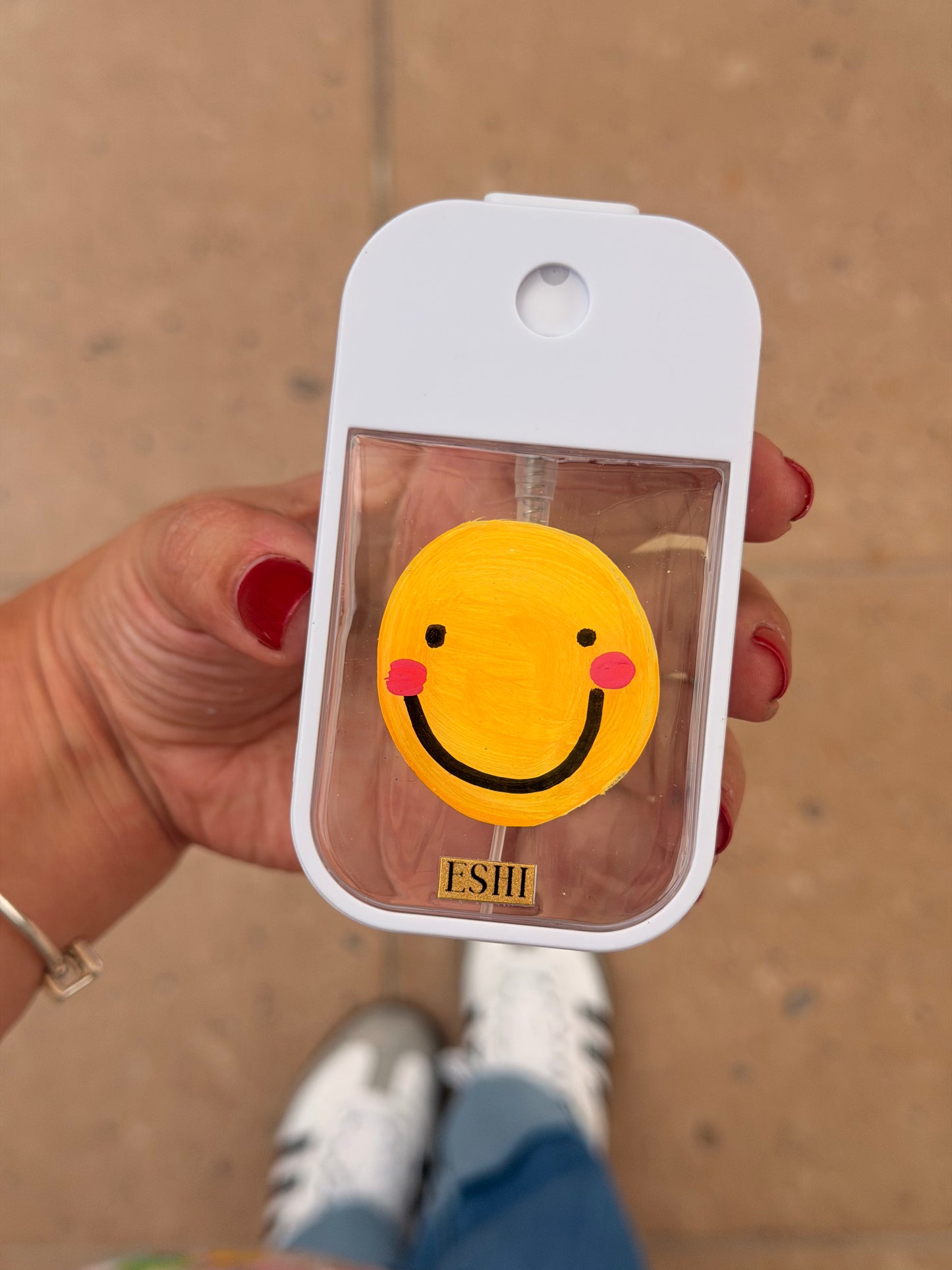 Pocket Mist - Diseño Sticker